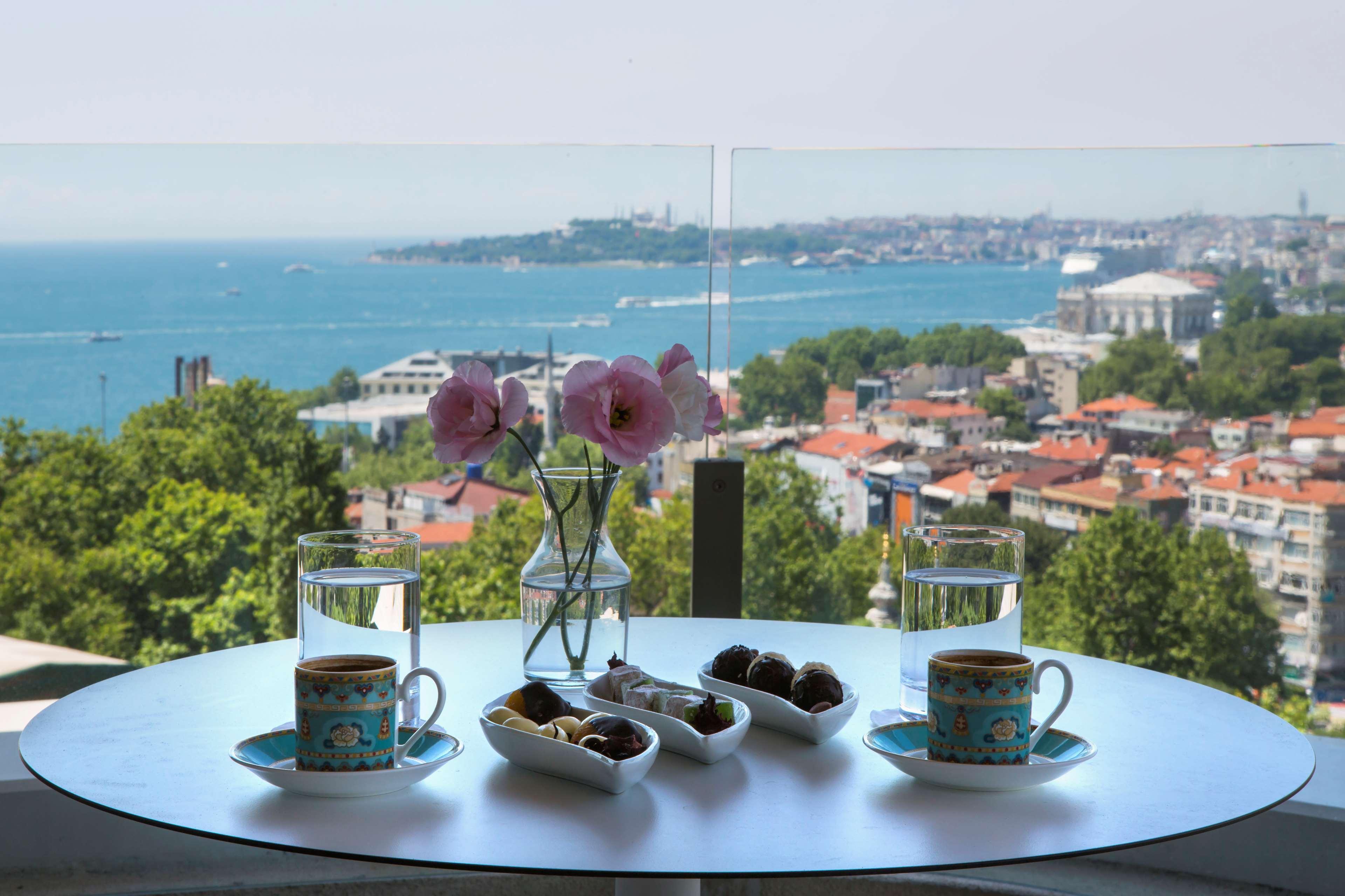 Conrad Istanbul Bosphorus Otel Dış mekan fotoğraf